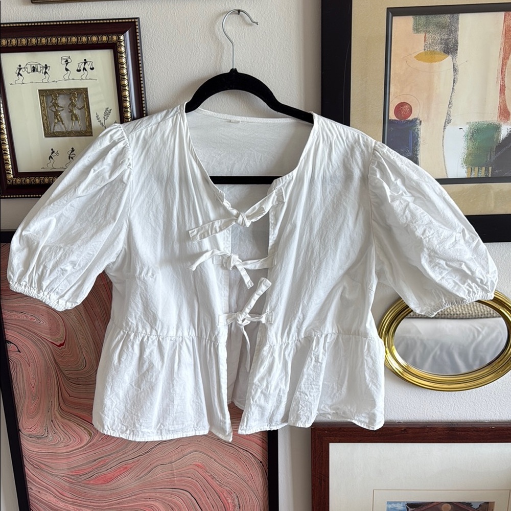 Puff sleeve tie front peplum top